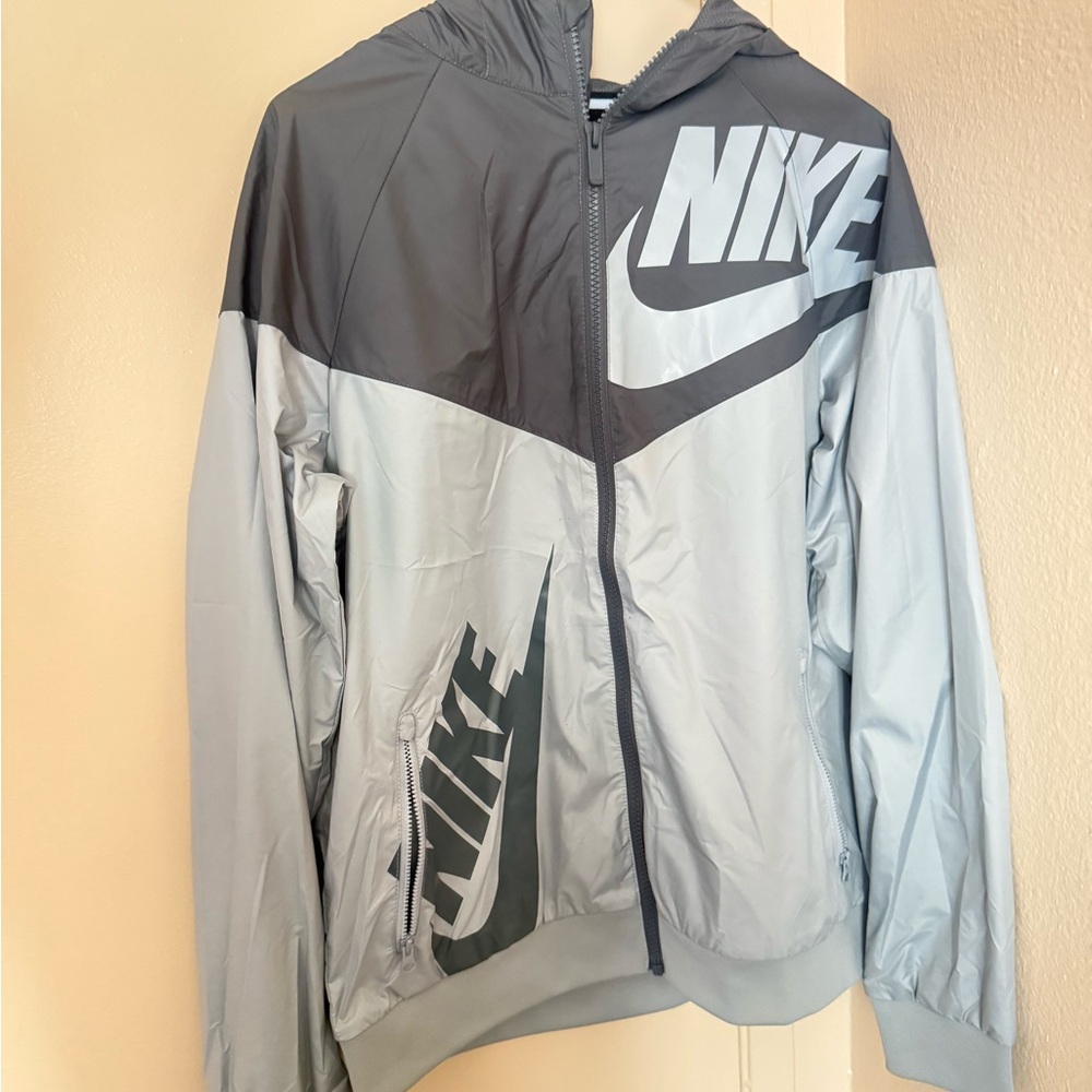 Nike Two-Tone Gray Windbreaker